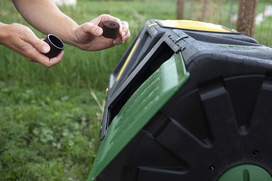 4 Ways to Re-use the Coffee Grounds from your Nanopresso and Minipresso | Wacaco