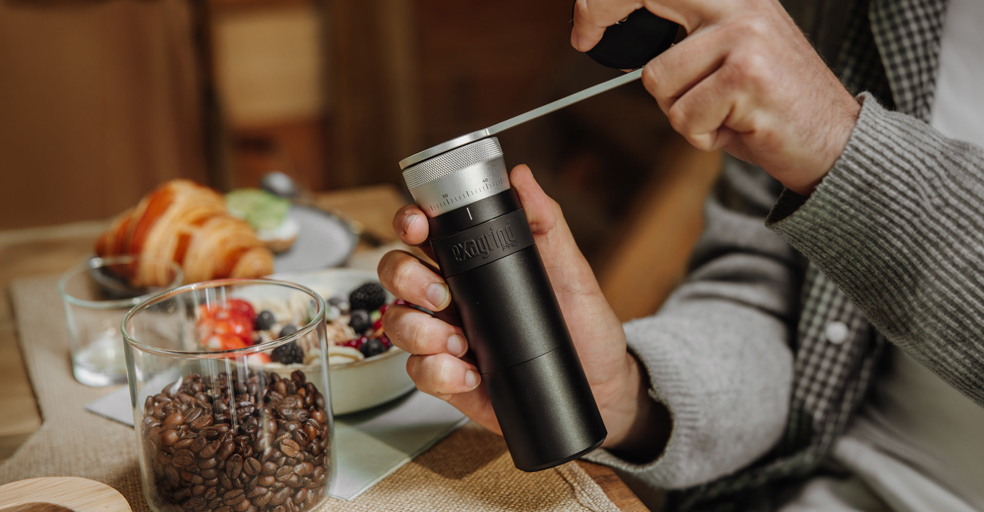 Wacaco | Exagrind Pro-E | Manual Coffee Grinder | External Adjustment