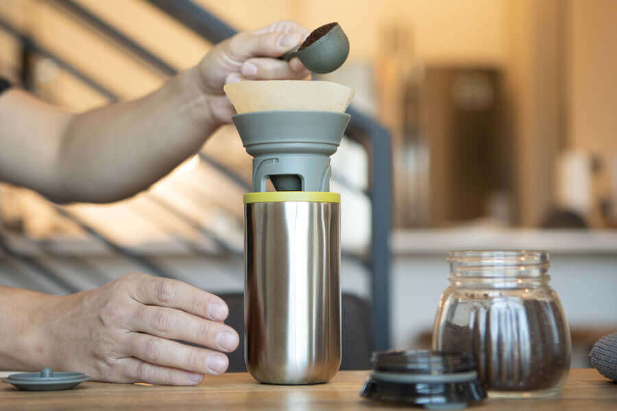 Mini Machine a Cafe Portable - Découvrez WACACO Cuppamoka